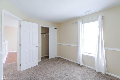 9240 Crossing Drive Fishers IN 46037