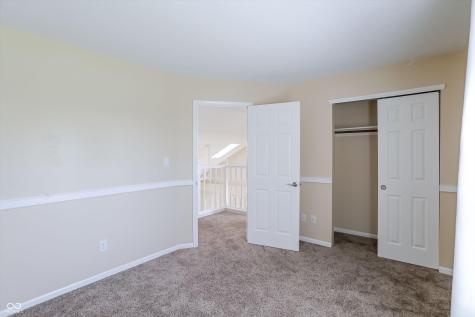 9240 Crossing Drive Fishers IN 46037