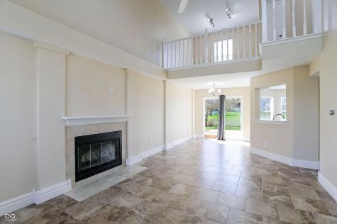 9240 Crossing Drive Fishers IN 46037