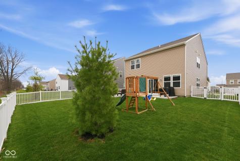 9208 Larson Drive Pendleton IN 46064