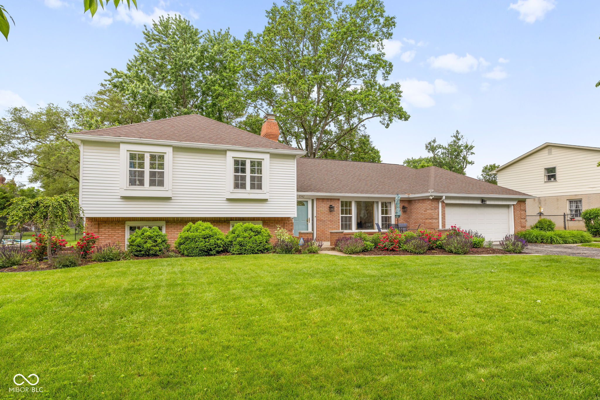 6542 Grosvenor Place Indianapolis IN 46220