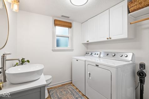 6542 Grosvenor Place Indianapolis IN 46220