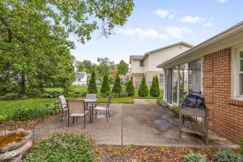 6542 Grosvenor Place Indianapolis IN 46220