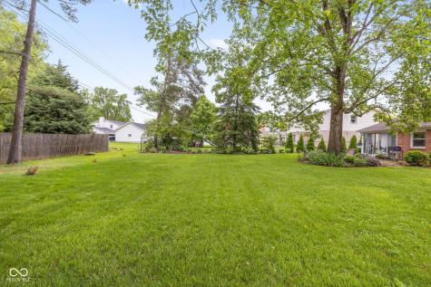 6542 Grosvenor Place Indianapolis IN 46220