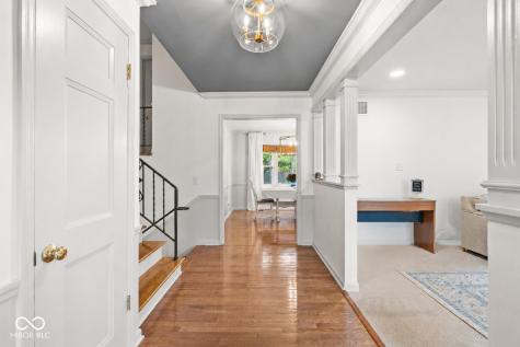 6542 Grosvenor Place Indianapolis IN 46220