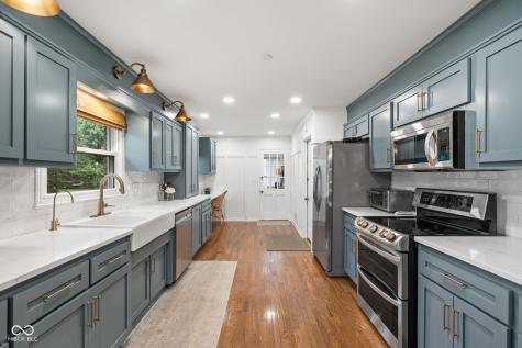 6542 Grosvenor Place Indianapolis IN 46220