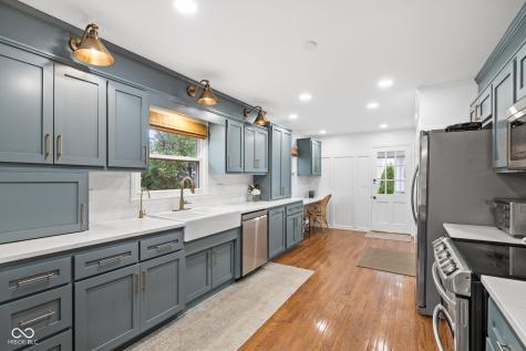 6542 Grosvenor Place Indianapolis IN 46220