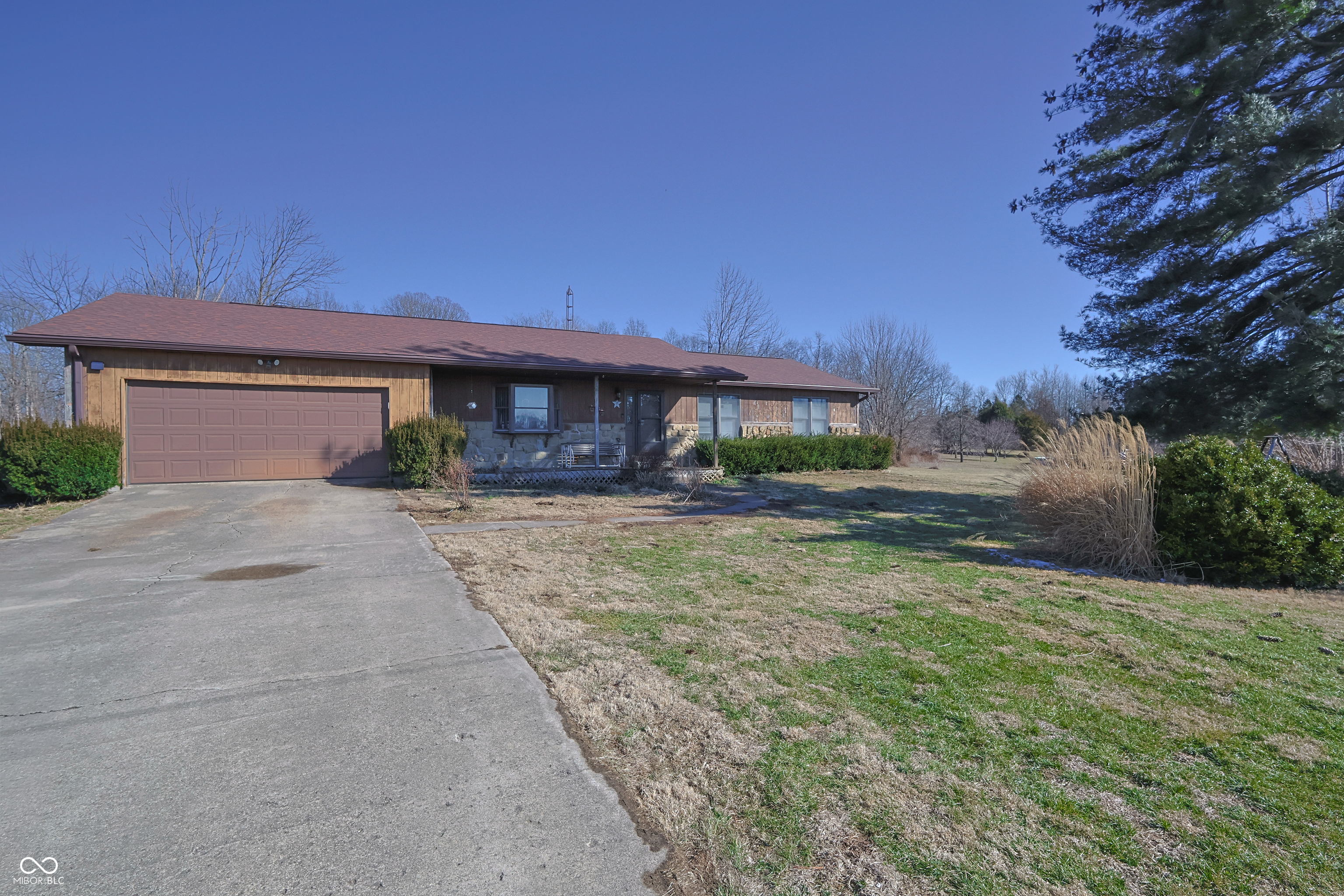 5211 S 450 E Columbus IN 47203