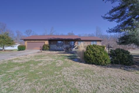 5211 S 450 E Columbus IN 47203
