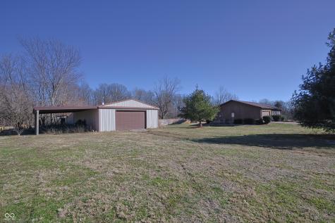 5211 S 450 E Columbus IN 47203