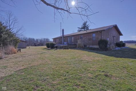 5211 S 450 E Columbus IN 47203