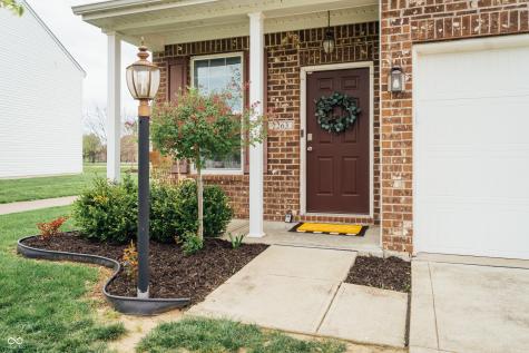 2263 Shadow Bend Drive Columbus IN 47201