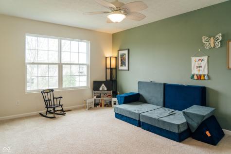 2263 Shadow Bend Drive Columbus IN 47201