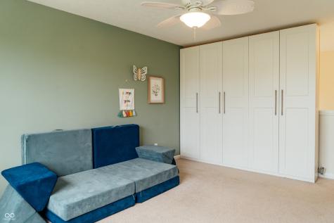 2263 Shadow Bend Drive Columbus IN 47201