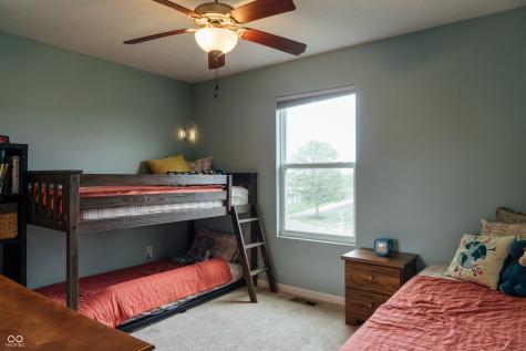 2263 Shadow Bend Drive Columbus IN 47201
