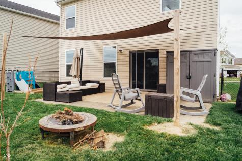 2263 Shadow Bend Drive Columbus IN 47201
