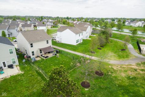 2263 Shadow Bend Drive Columbus IN 47201