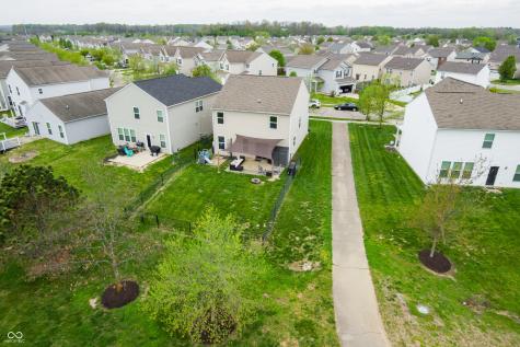 2263 Shadow Bend Drive Columbus IN 47201