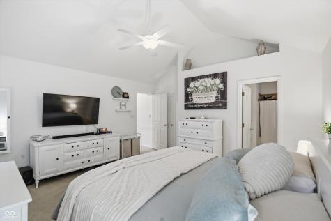 230 Wyndotte Drive Carmel IN 46032