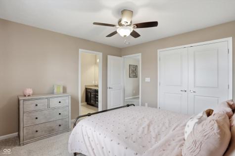 5880 Daw Street Noblesville IN 46062