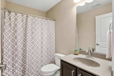 5880 Daw Street Noblesville IN 46062
