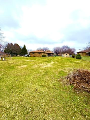 6035 Bluff Acres Drive Greenwood IN 46143