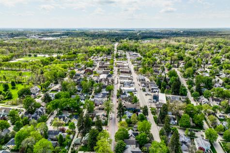 190 N Main Street Zionsville IN 46077