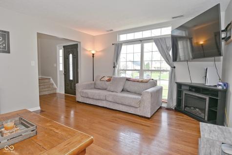 4763 Oakleigh Court Greenwood IN 46143
