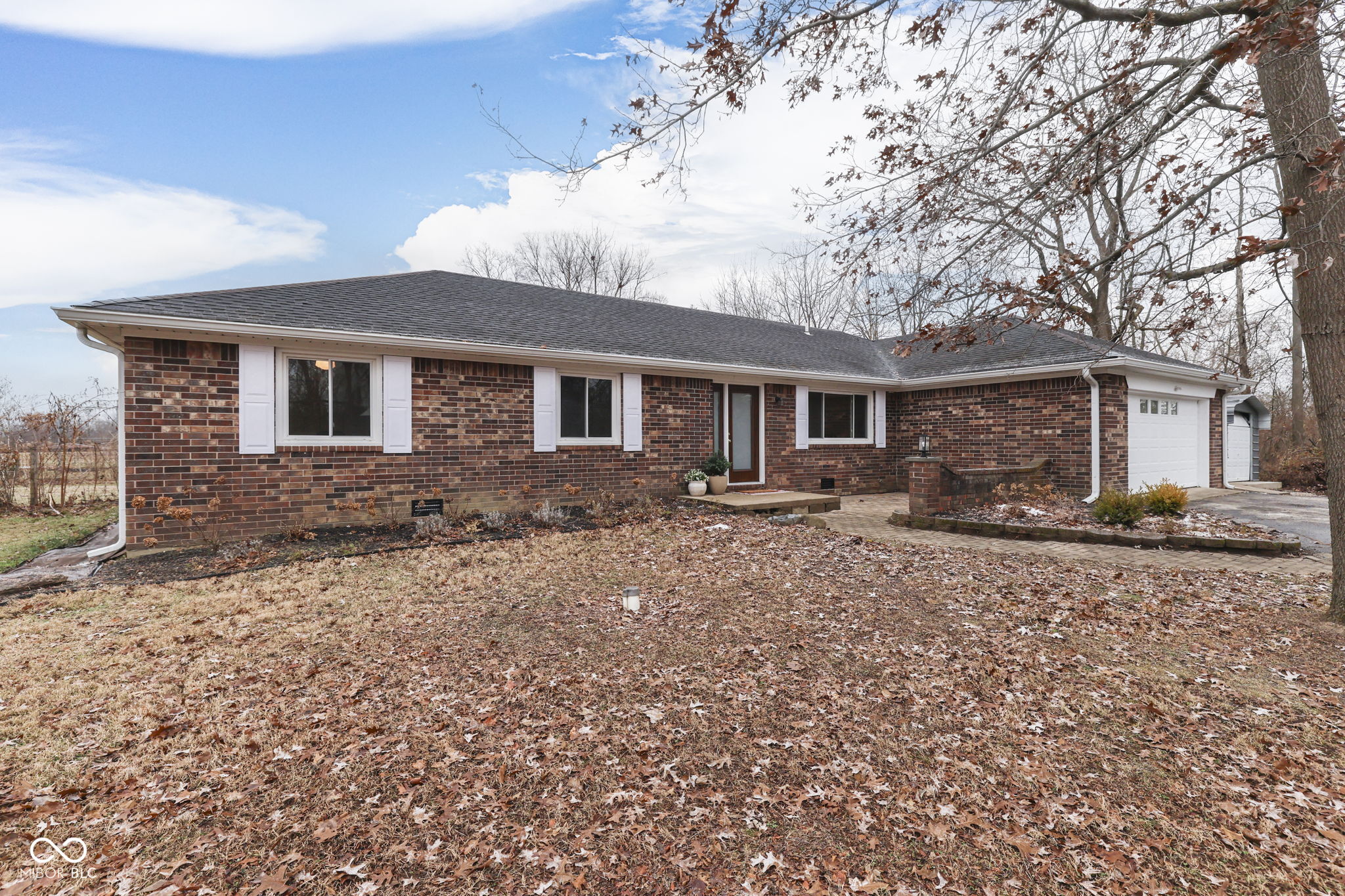 311 S County Road 550 E Avon IN 46123