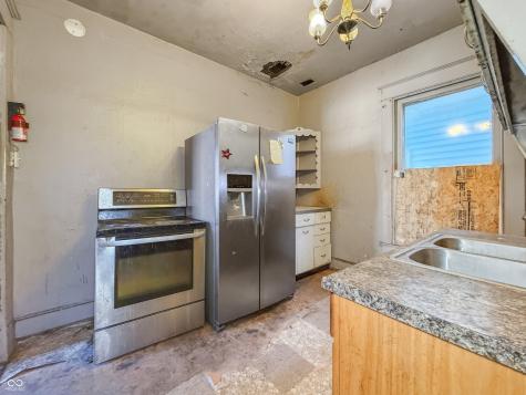 302 S Holmes Avenue Indianapolis IN 46222