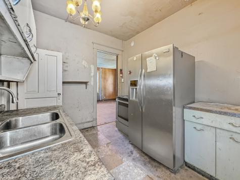 302 S Holmes Avenue Indianapolis IN 46222