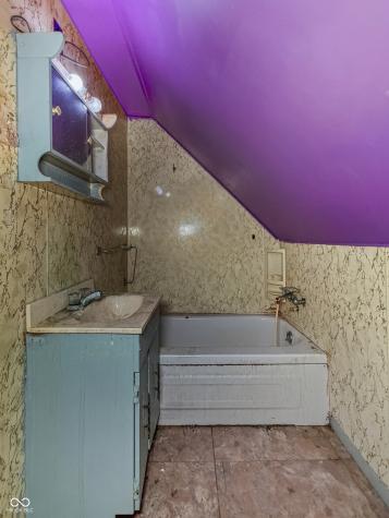 302 S Holmes Avenue Indianapolis IN 46222