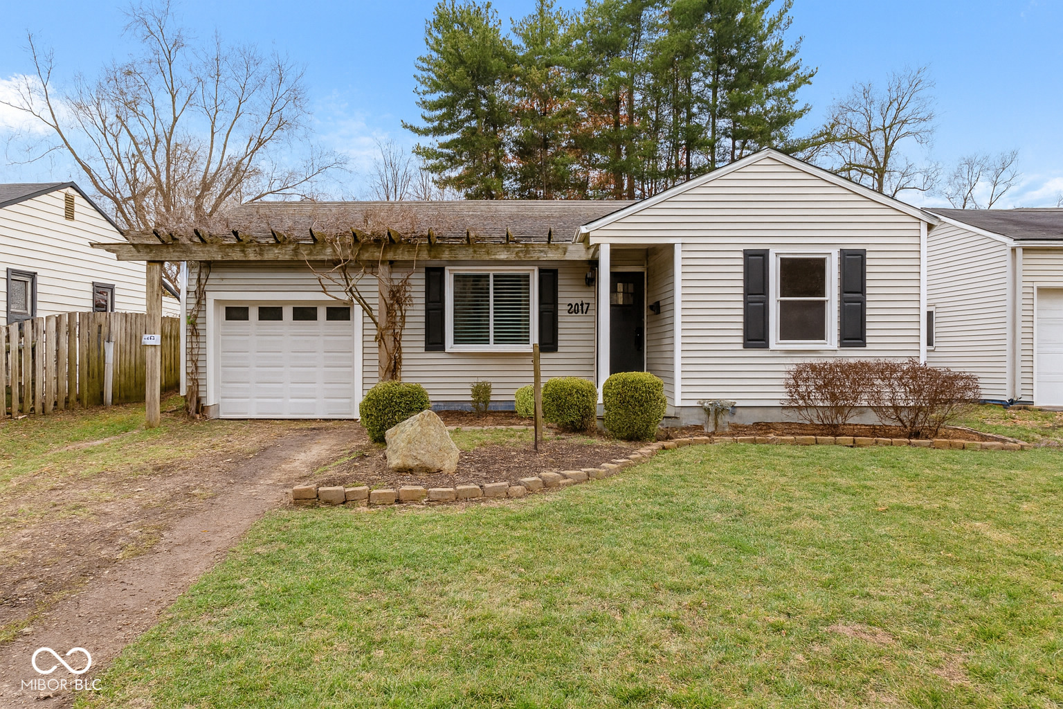2017 E 54th Street Indianapolis IN 46220