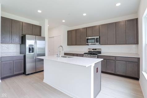 8609 Meadowlands Court Plainfield IN 46168