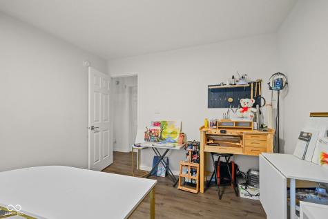 7622 Sergi Canyon Drive Indianapolis IN 46217