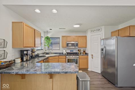 7622 Sergi Canyon Drive Indianapolis IN 46217