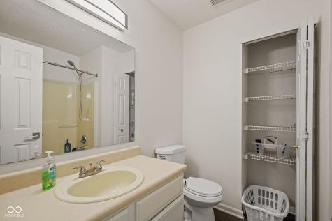 7622 Sergi Canyon Drive Indianapolis IN 46217