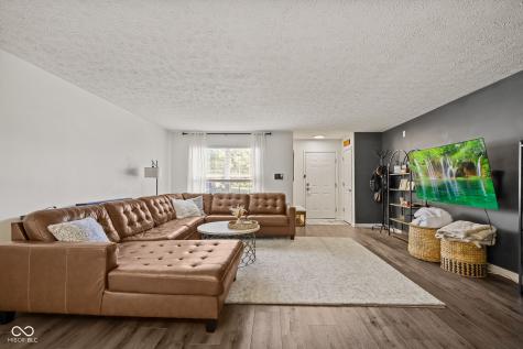 7622 Sergi Canyon Drive Indianapolis IN 46217
