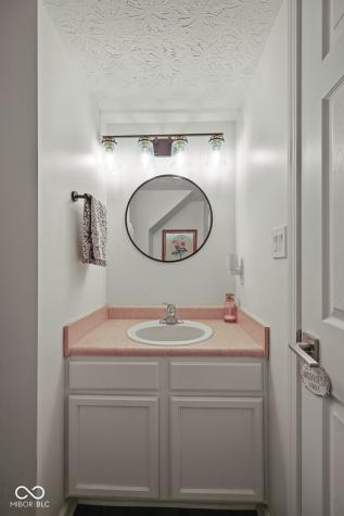 7622 Sergi Canyon Drive Indianapolis IN 46217