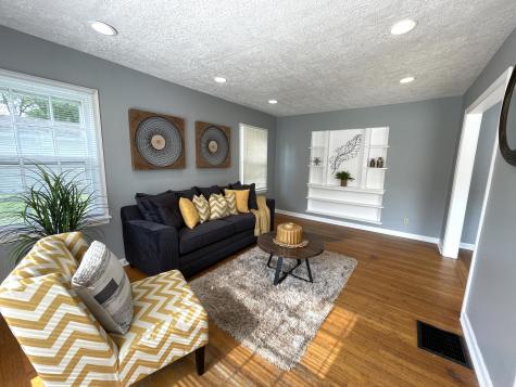 5718 N Keystone Avenue Indianapolis IN 46220