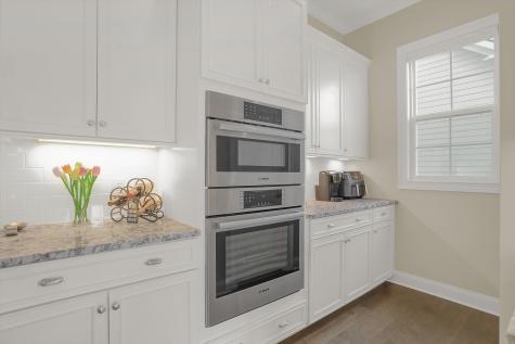 15171 Mooring Circle W Carmel IN 46033