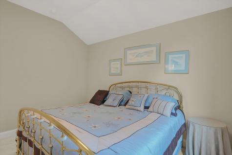 15171 Mooring Circle W Carmel IN 46033