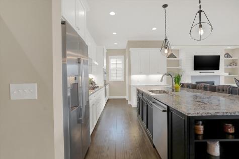 15171 Mooring Circle W Carmel IN 46033