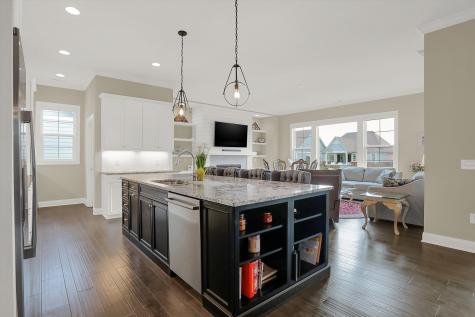 15171 Mooring Circle W Carmel IN 46033