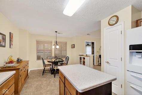 7746 Winding Creek Drive Indianapolis IN 46236