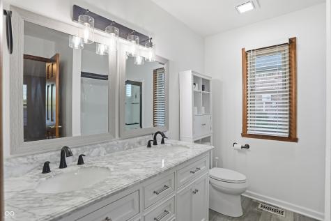 5253 Tracey Jo Road Greenwood IN 46142