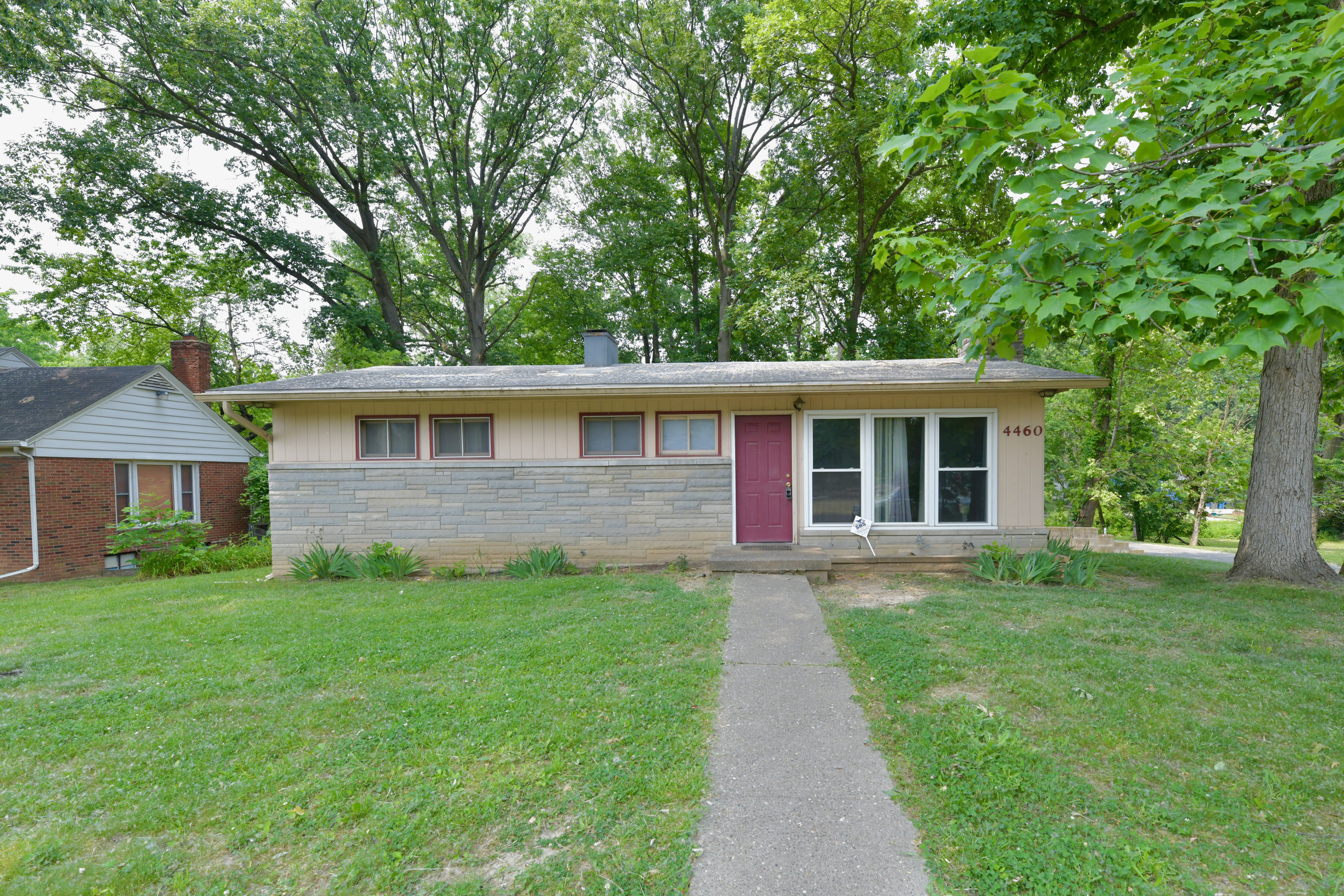 4460 E 38th Street North Drive Indianapolis IN 46218