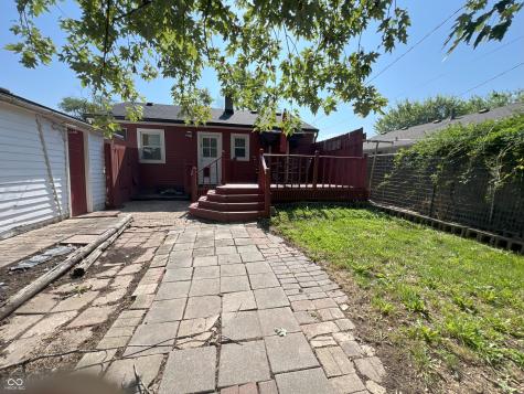 306 S 8th Avenue Beech Grove IN 46107
