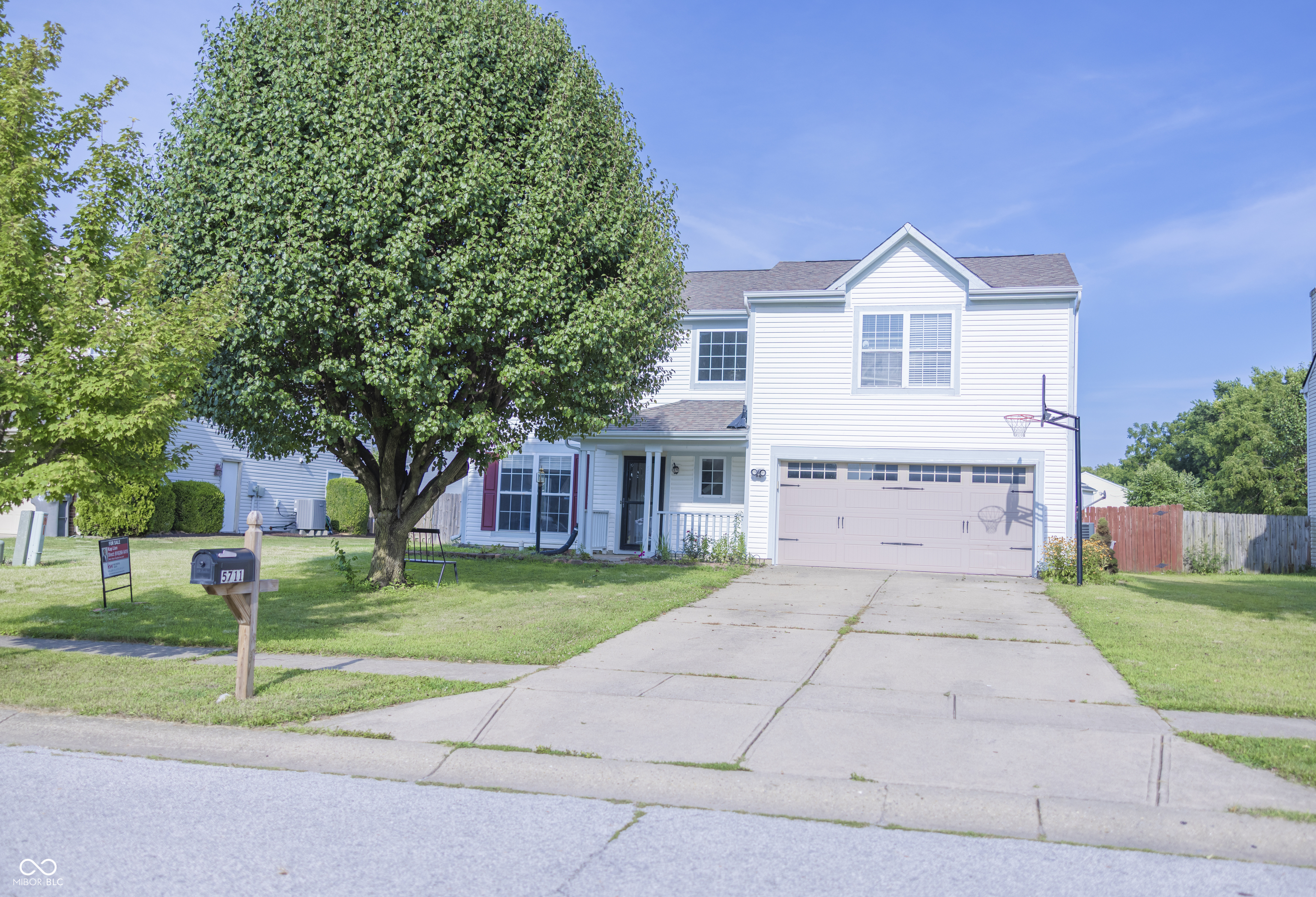 5711 Thompson Park Boulevard Indianapolis IN 46237