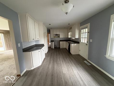 5249 Hickory Road Indianapolis IN 46239